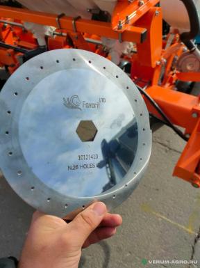 Сеялки - АГРО ГРУПП ВЕСТ Сеялка точного высева Венза-8ПРО (дисковая, маркерная система)