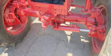 Колесные тракторы - ЧЛМЗ Машина дорожная на базе трактора Беларус 82.1  МД.05 с балочным мостом