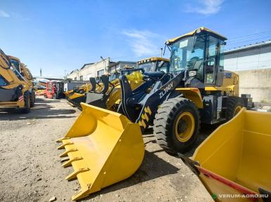 Фронтальные погрузчики - XCMG ZL30GV джойстик