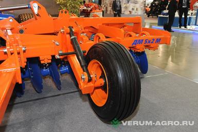 Бороны - БЕЛАГРОМАШ Дисковый мульчировщик полуприцепной ДМ-5х2М с катком КСК