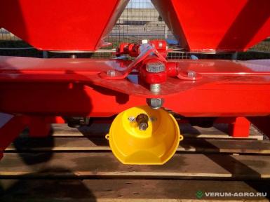 Прочее - НЬЮЛАЙНАГРО Разбрасыватель минеральных удобрений RUBER 1000 гидрофицированный