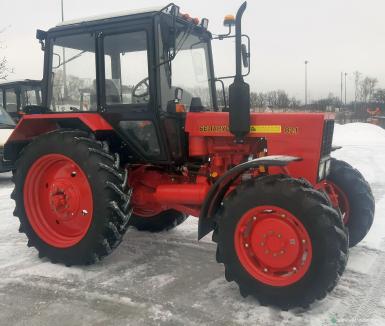 Колесные тракторы - BELARUS 82.1 015