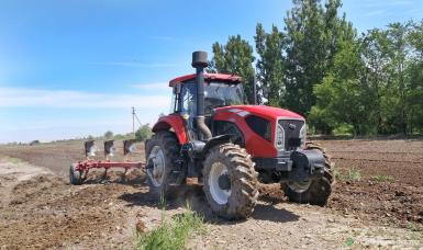 Колесные тракторы - YTO LX2204