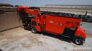 Кормораздатчики-смесители - KUHN Самоходный кормосмеситель SPW INTENSE 27.2 CL 