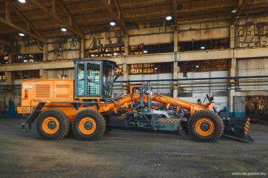 Грейдеры - UMG Автогрейдер ДЗ-250 