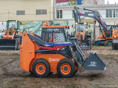 Мини-погрузчики - UMG Мини-погрузчик SL1000 