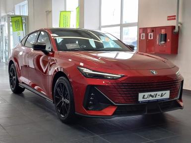 Легковой автотранспорт - CHANGAN UNI-V 1.5 AMT (181 л.с.)