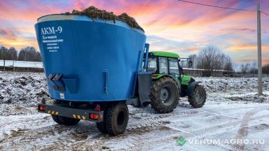 Кормораздатчики-смесители - СМСЗ АКМ-9 Агрегат кормовой (9м³) 2-х сторонняя раздача