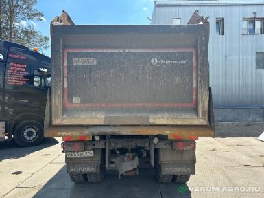 Грузовой автотранспорт - SCANIA P440 Седельный тягач