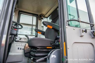 Фронтальные погрузчики - BULL SL220 