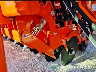 Сеялки - АГРО ГРУПП ВЕСТ MUSTANG-PRO 3.6 No-Till, 24 ряда м/р 19см.,24см.,25см.,30см.,165кг