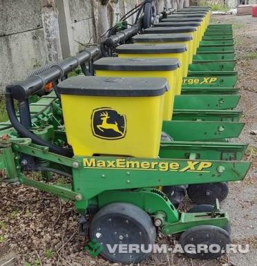 Сеялки - JOHN DEERE Сеялка 1710 12-ти ряд 