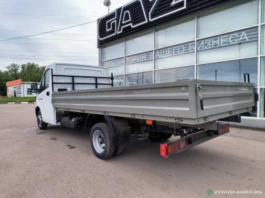 Грузовой автотранспорт - ГАЗ А21R32 