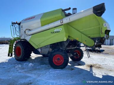 Зерноуборочные комбайны - CLAAS Tucano 