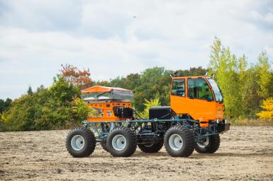 Опрыскиватели самоходные - ТУМАН Туман 1-М Разбрасыватель