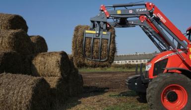 Дополнительное оборудование - METAL-FACH Захват для рулонов для трактора