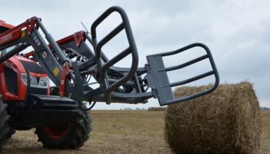 Дополнительное оборудование - METAL-FACH Захват для рулонов для трактора