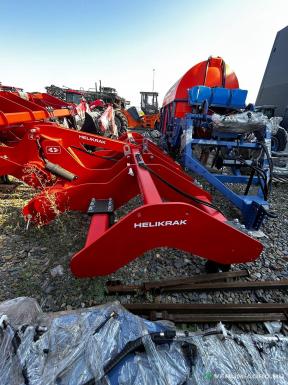 Плуги и глубокорыхлители - GREGOIRE BESSON Глубокорыхлитель навесной Helikrak  3м.