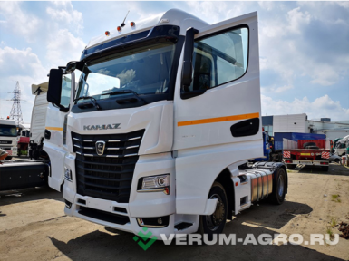Грузовой автотранспорт - КАМАЗ Седельный тягач  54901