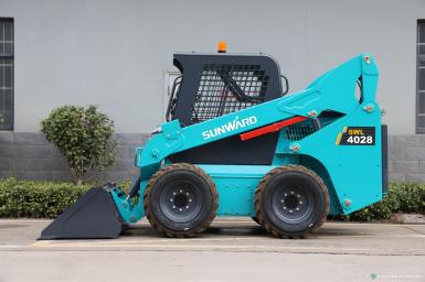 Мини-погрузчики - SUNWARD SWL4028 мини-погрузчик 