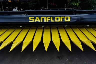 Жатки и оборудование для комбайнов - SANFLORO Shaft  7.4 Жатка подсолнечниковая безрядковая 
