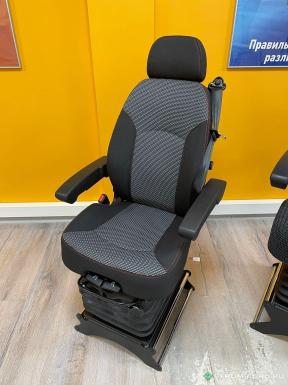 Запчасти - Водительское сиденье PILOT P215/EAV160DLF