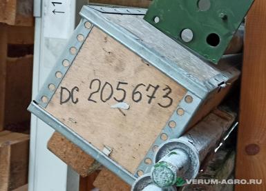 Запчасти - DC205673 РОЛИК Пресс подборщика John Deere