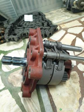 Запчасти - Крышка ВОМ 70-4202020-58П