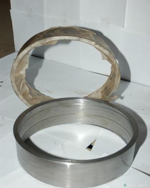 Запчасти - Втулка полурамы К-744