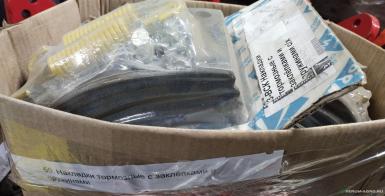 Запчасти - Накладки тормозные с заклёпками и пружинами