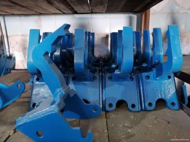 Запчасти - Кронштейн крепления к раме (гусак) 90×90