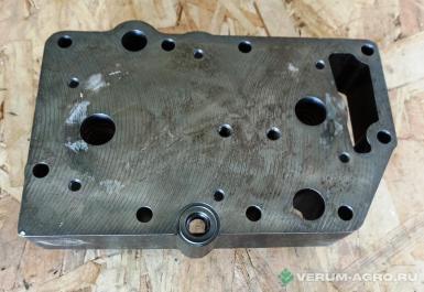 Запчасти - RE522821 Маслоохладитель