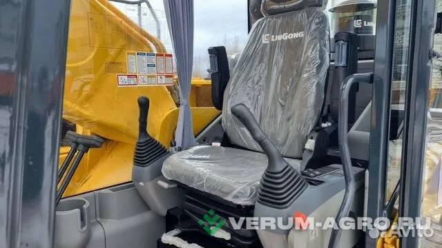 Экскаваторы - LIUGONG CLG 933 