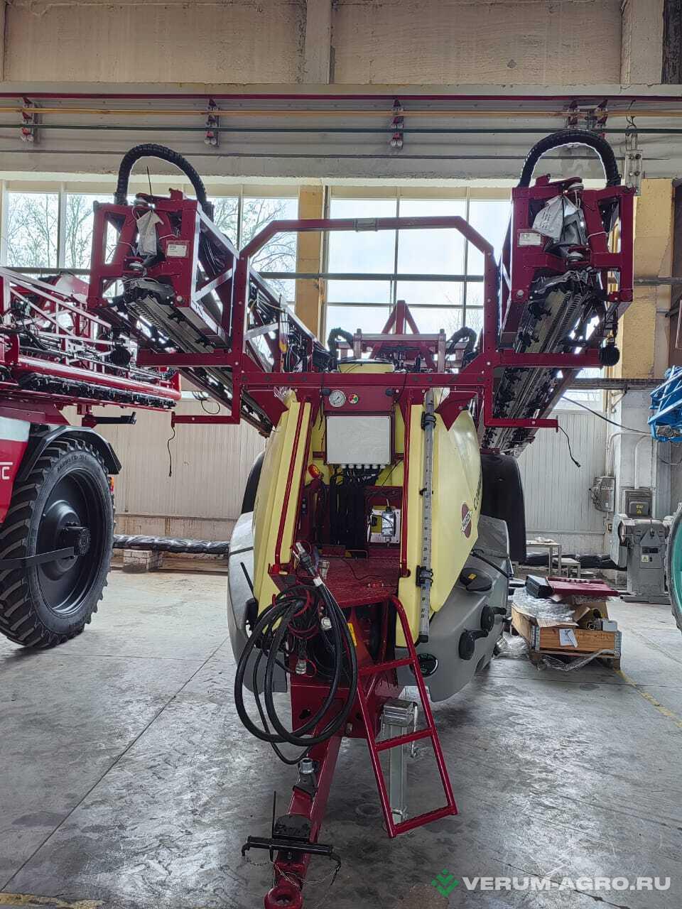 Опрыскиватели прицепные - HARDI Commander 3300