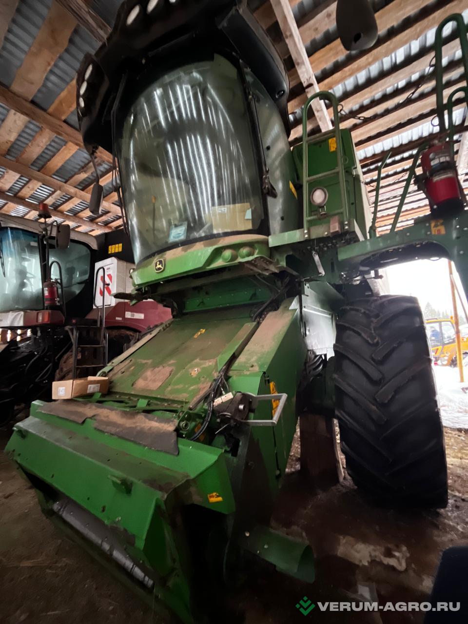 Зерноуборочные комбайны - JOHN DEERE W540 