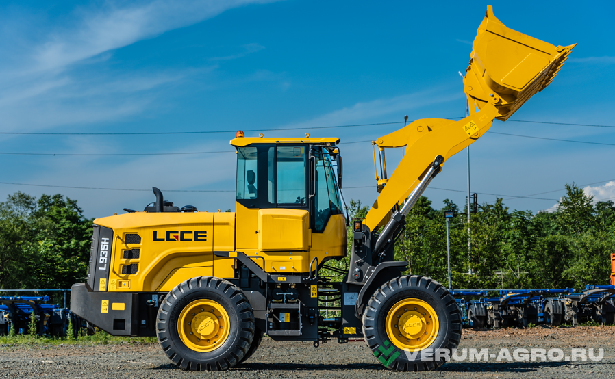 Фронтальные погрузчики - LGMG L935H ковш 2,1 м стандартный, доп. линия