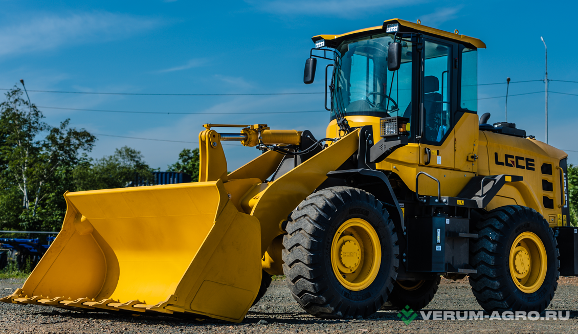 Фронтальные погрузчики - LGMG L935H ковш 2,1 м стандартный, доп. линия