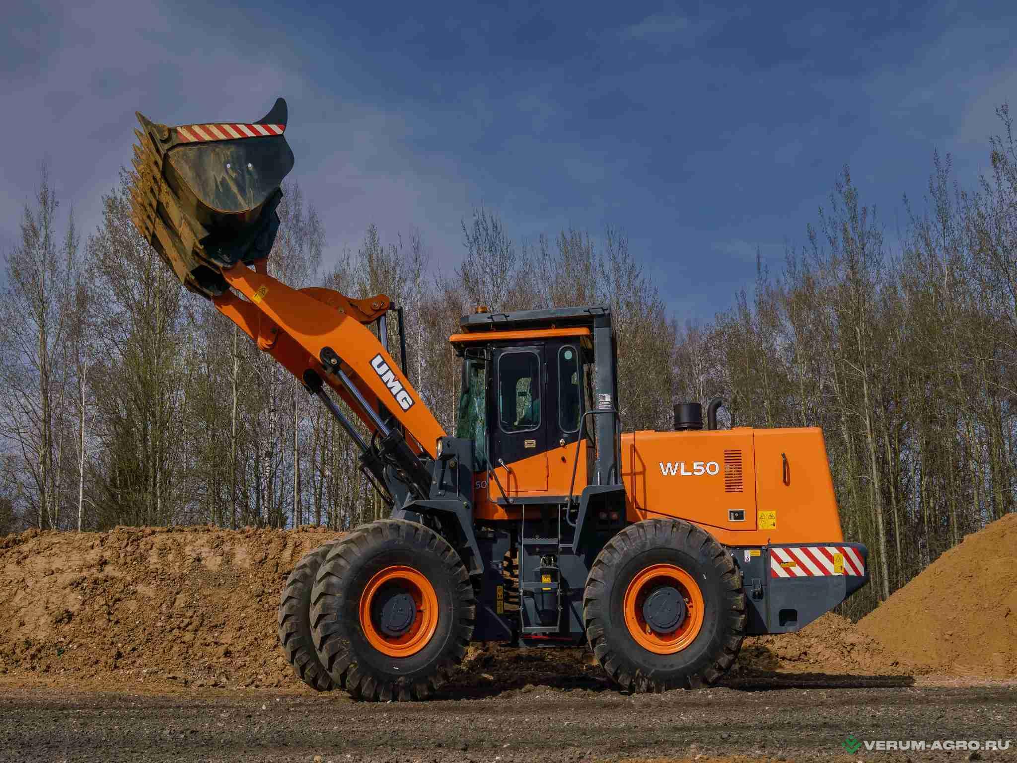 Фронтальные погрузчики - UMG Фронтальный погрузчик WL50 