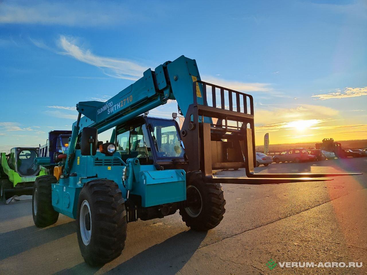 Телескопические погрузчики - SUNWARD SWTH 2710 Телескоп Высота 10 метров , г.п 2.700 