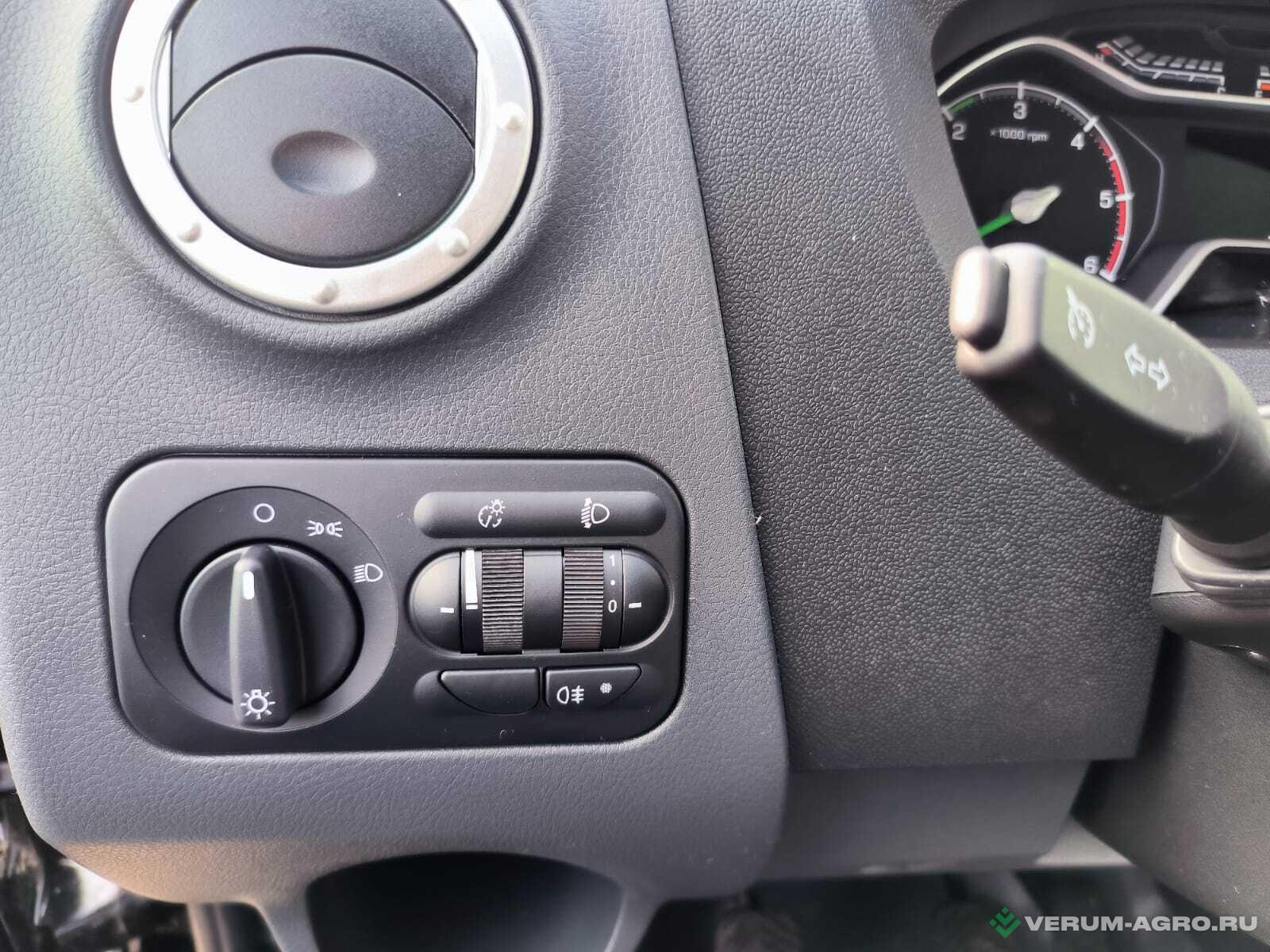 Грузовой автотранспорт - ГАЗ А21R35 