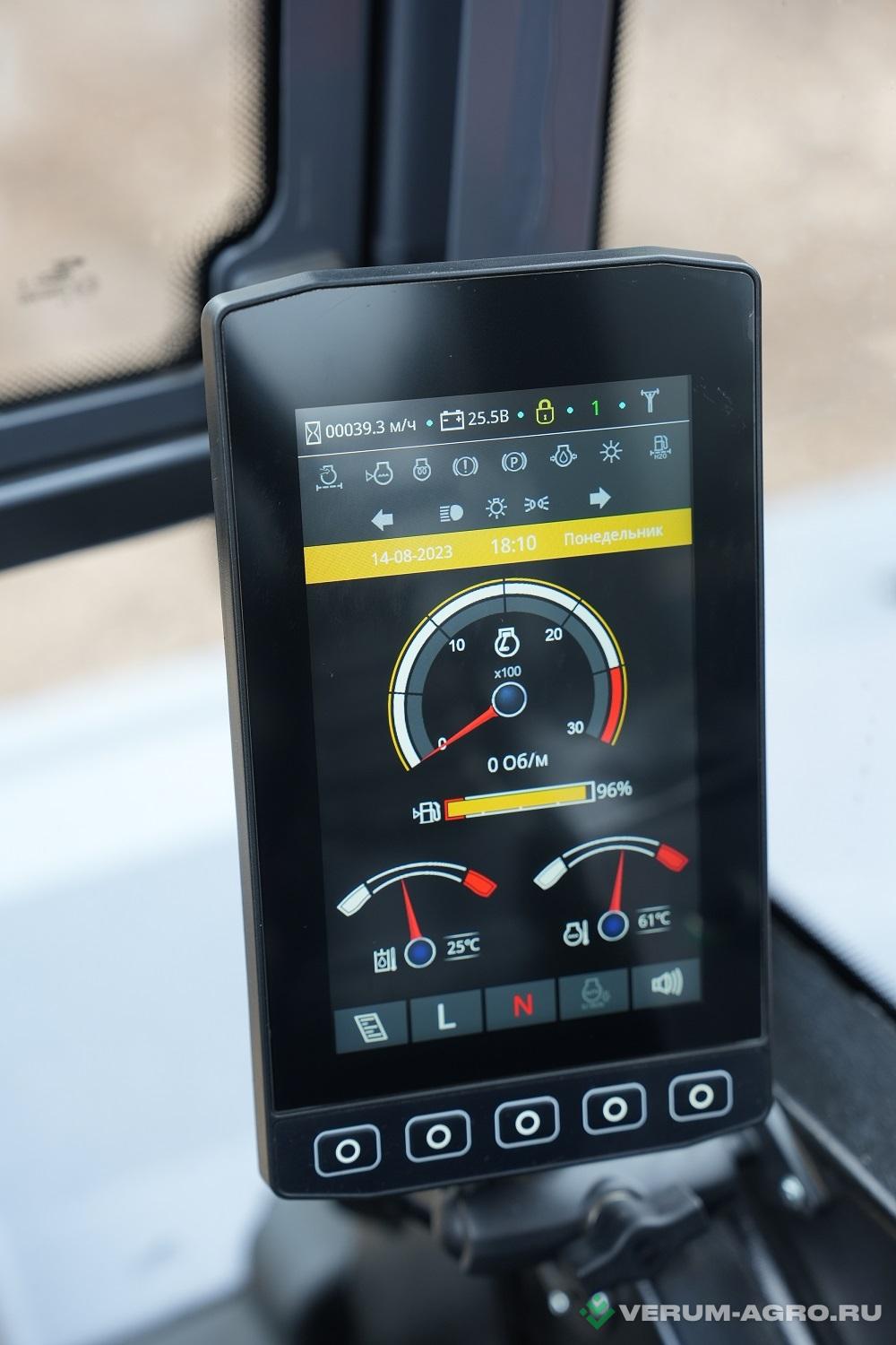 Экскаваторы - UMG Экскаватор одноковшовый колесный E170W
