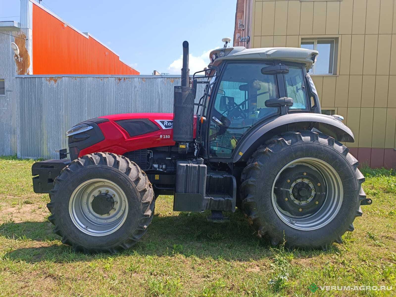 Колесные тракторы - RAGNAR R180 