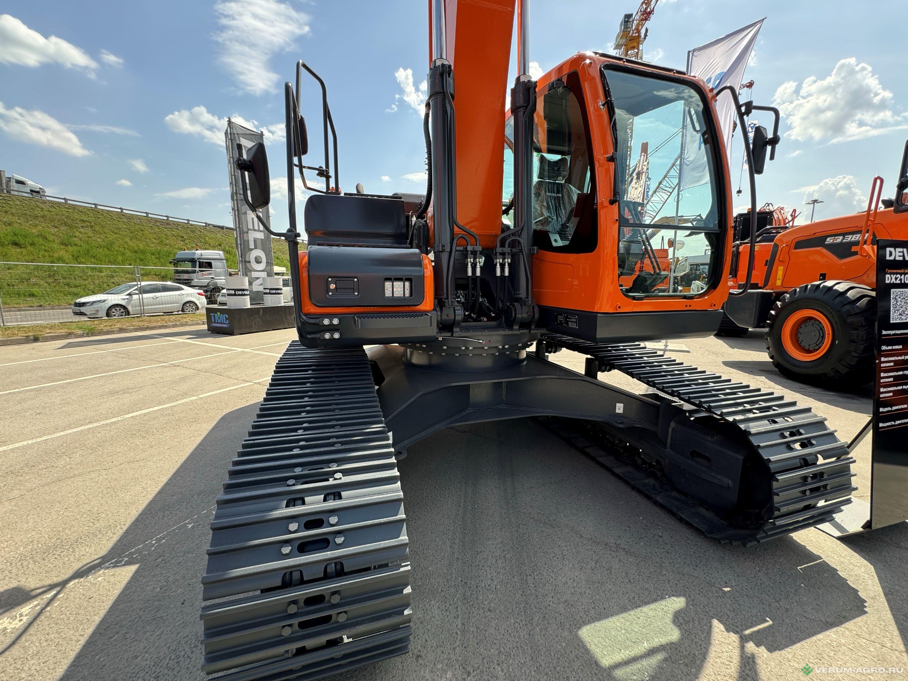 Экскаваторы - DEVELON DX210-7M Гусеничный