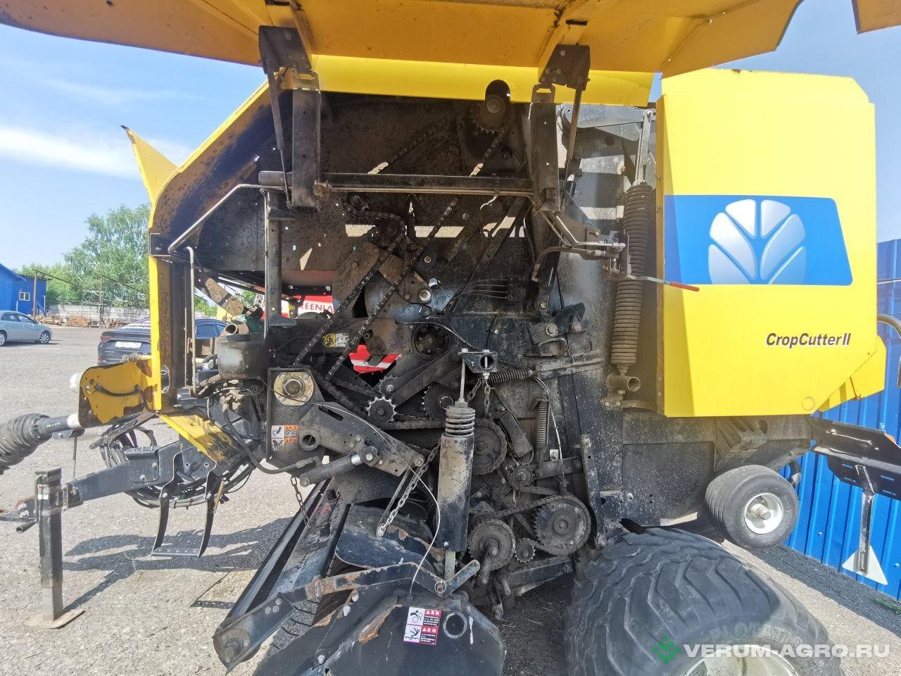 Пресс-подборщики - NEW HOLLAND 7060 