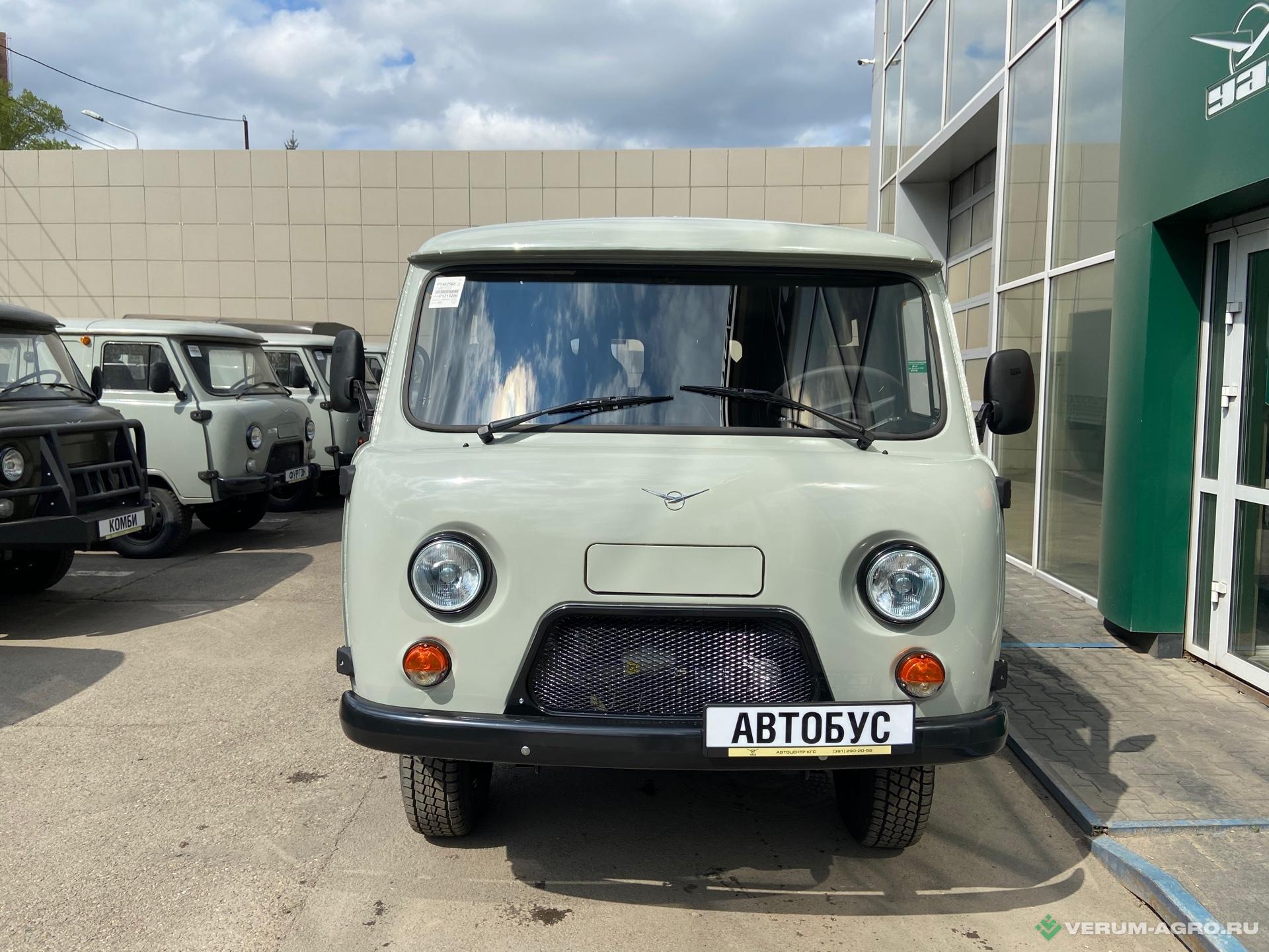 Легковой автотранспорт - УАЗ 220695 Микроавтобус
