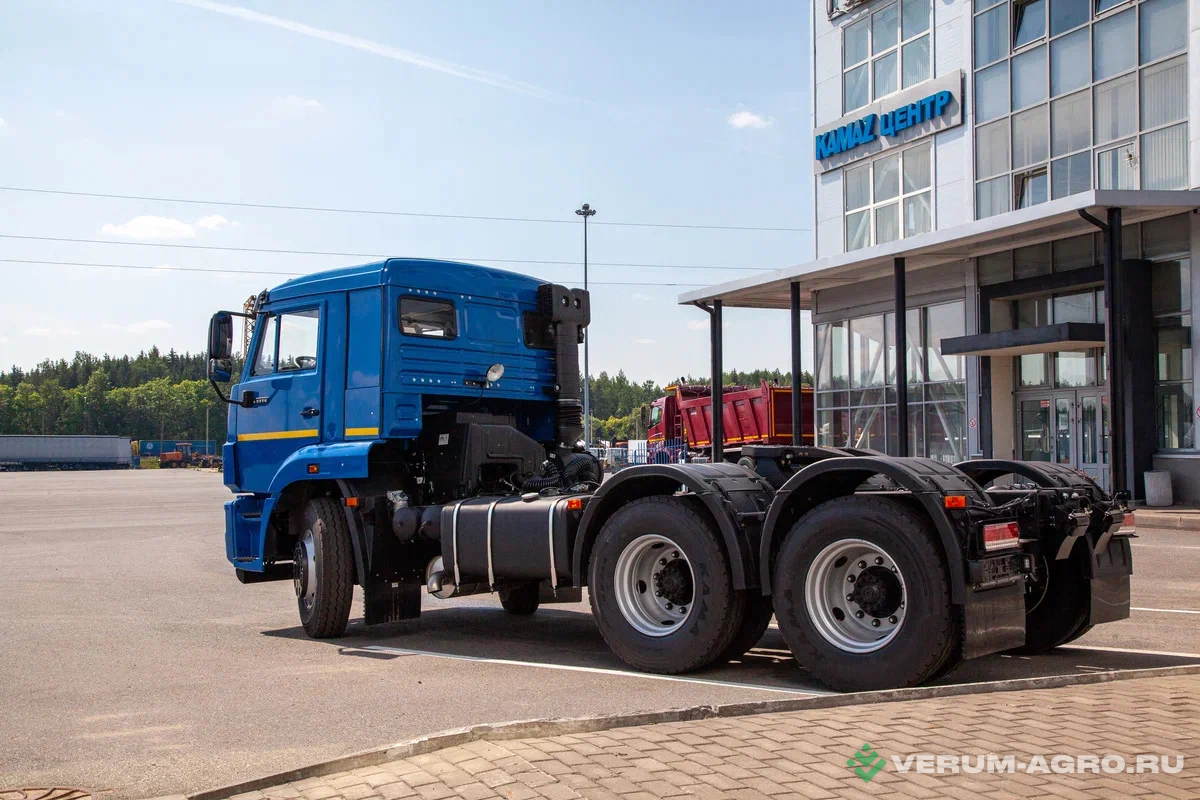 Грузовой автотранспорт - КАМАЗ 65116-6020-48 (6x4), тягач, пневмоподвеска, ССУ 1300 мм