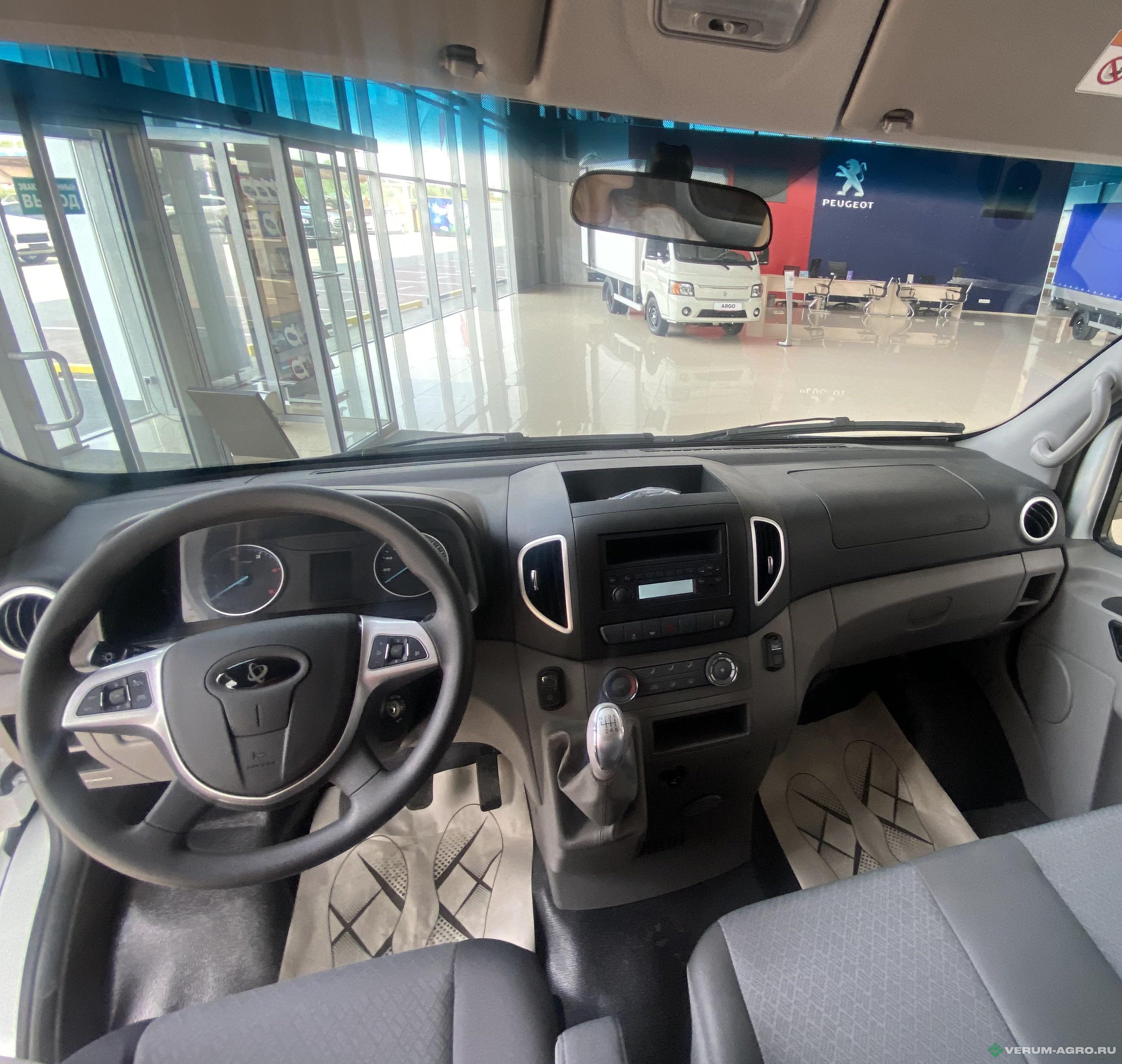 Грузовой автотранспорт - СОЛЛЕРС  Atlant Цельнометаллический фургон