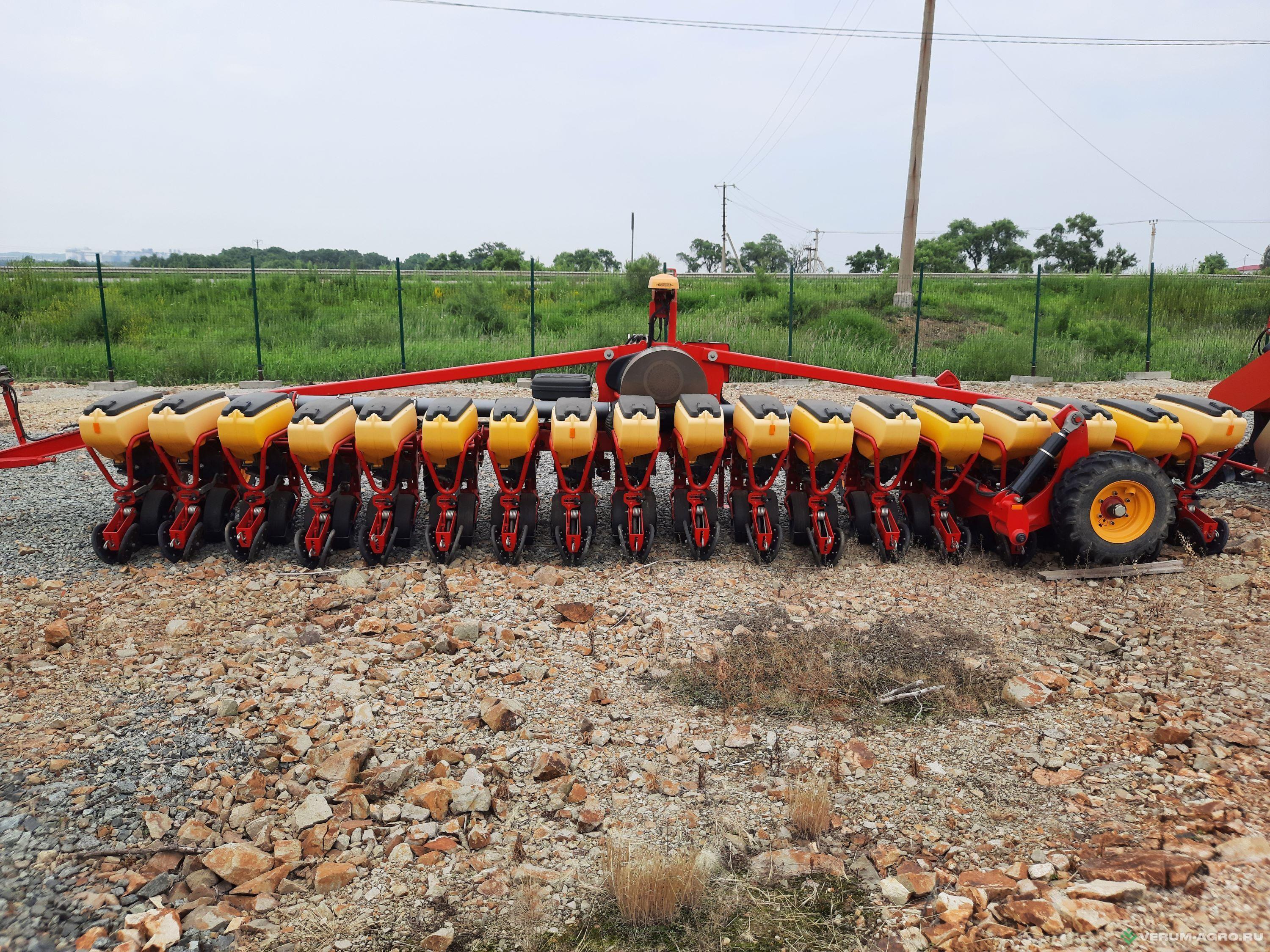 Сеялки - VADERSTAD Tempo R TPR 18 