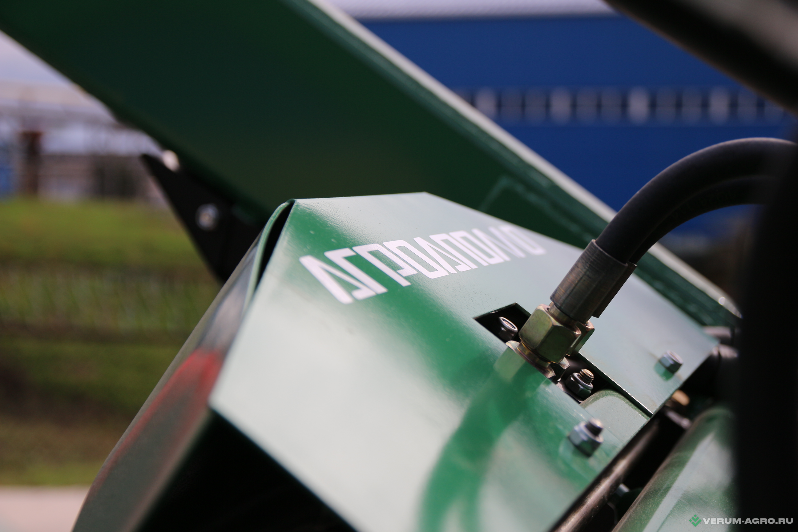 Навесные погрузчики - AGROAPOLLO TURS-1500-0Д-АР** 