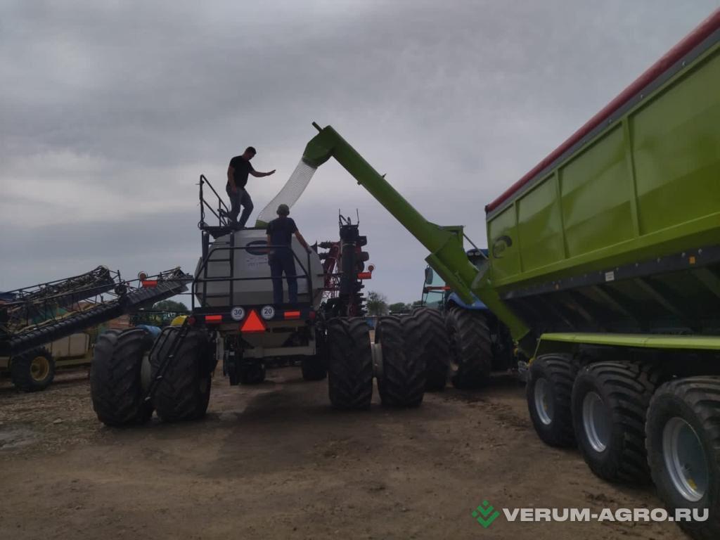 Прицепы для с/х техники - ГРИТАН Бункер накопитель перегрузчик БНП-401